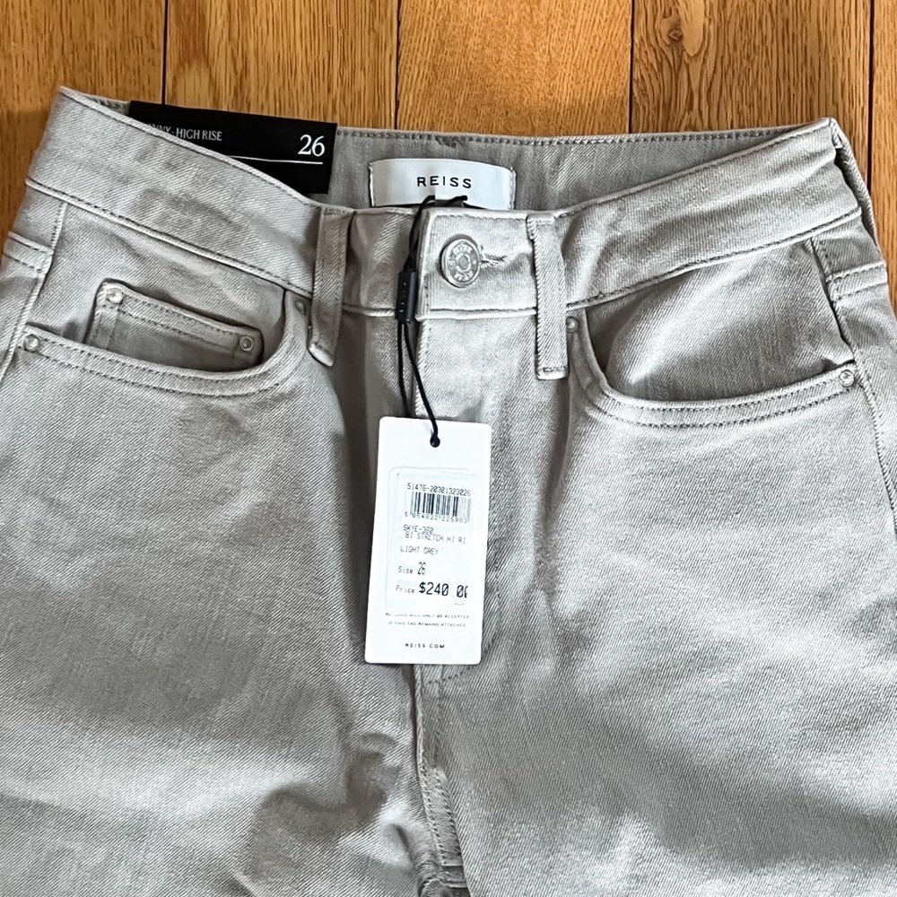 Reiss skinny jeans, high rise, 5 pocket, light gray, size 26, brand new